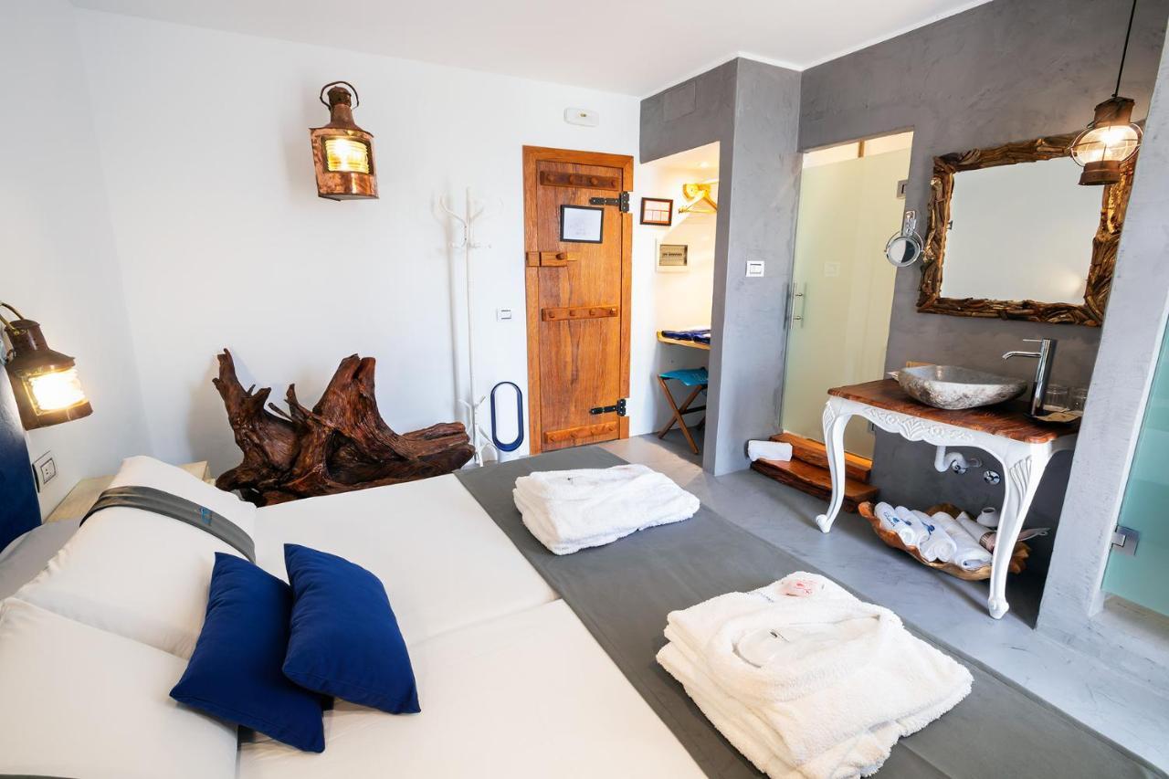 Habitación Doble con balcón y vistas al mar