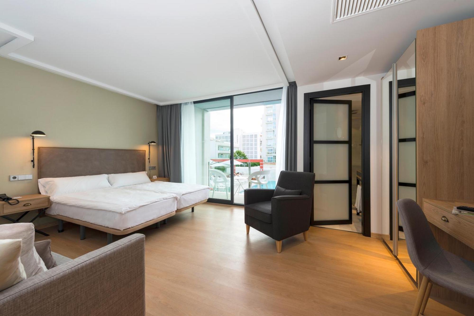 Doppelzimmer mit Balkon