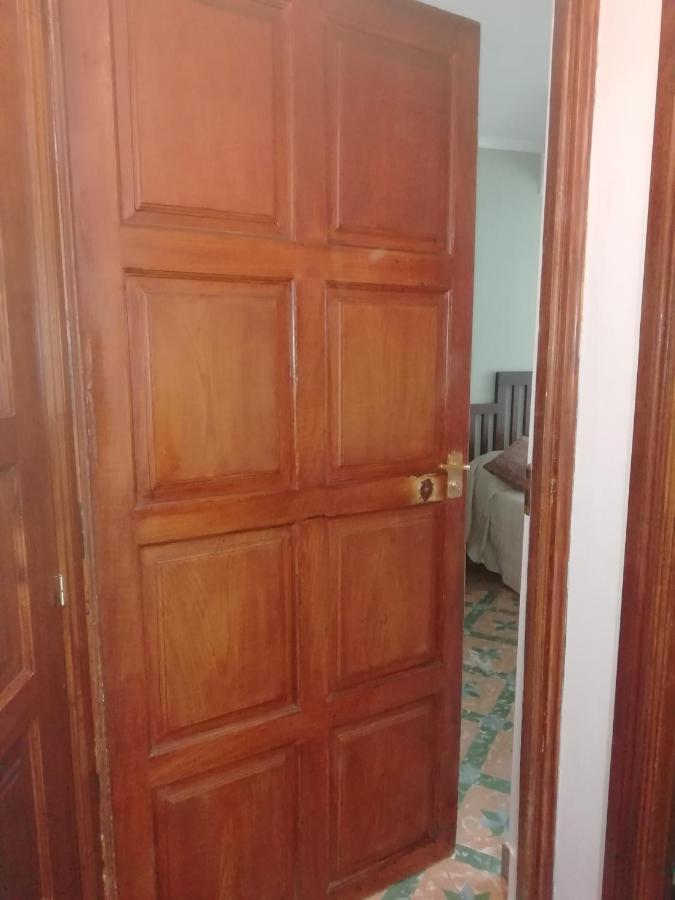 Habitación Doble con baño compartido - 2 camas