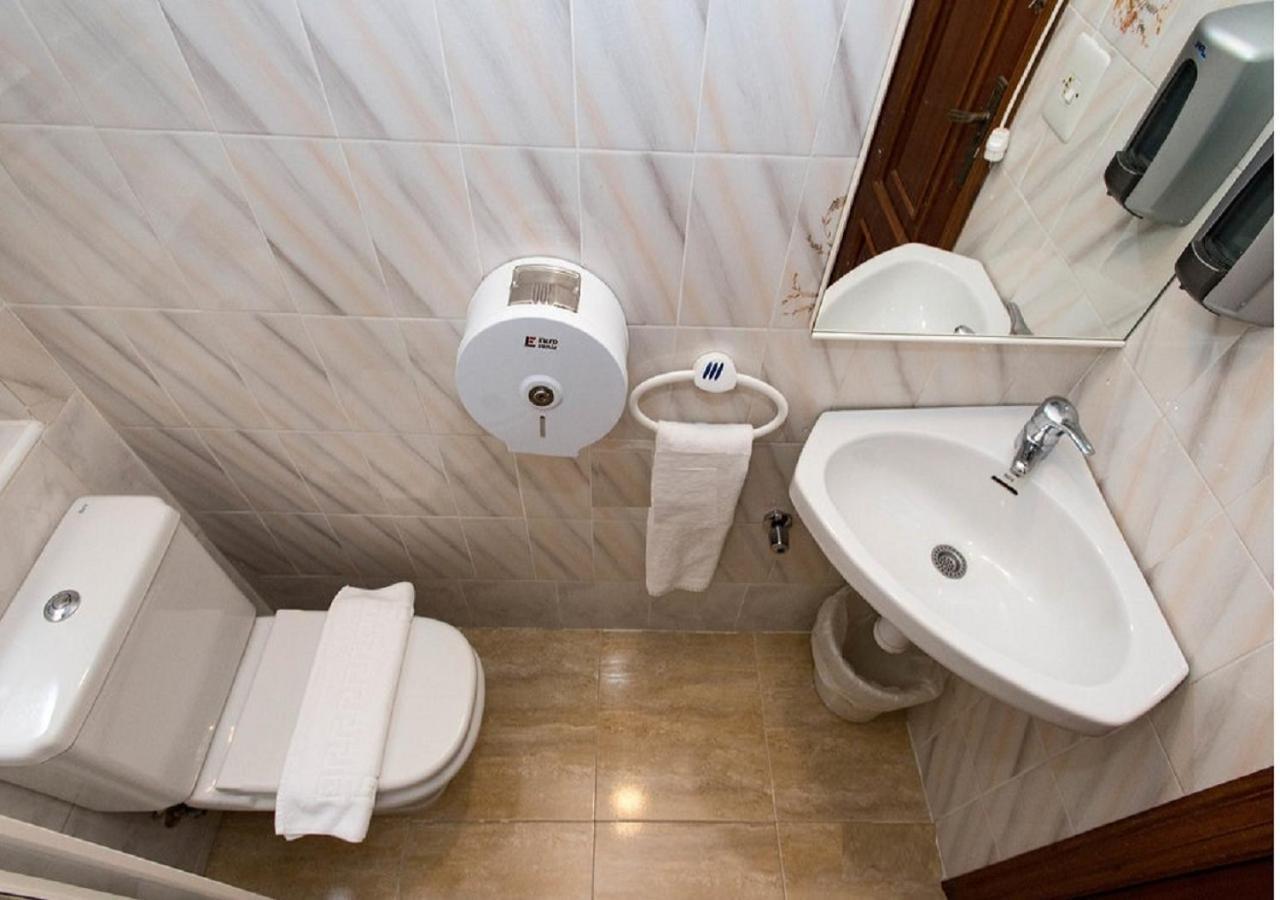 Habitación Doble con baño compartido