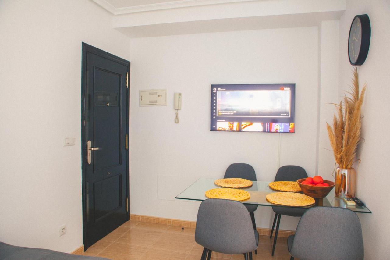 Deluxe Queen Studio