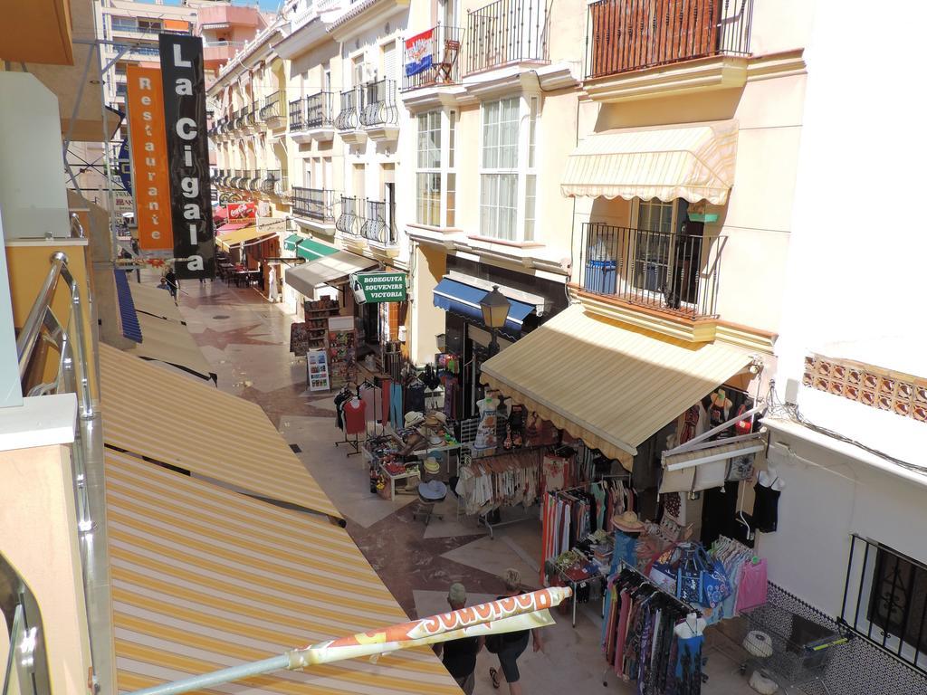 Apartment with Street View