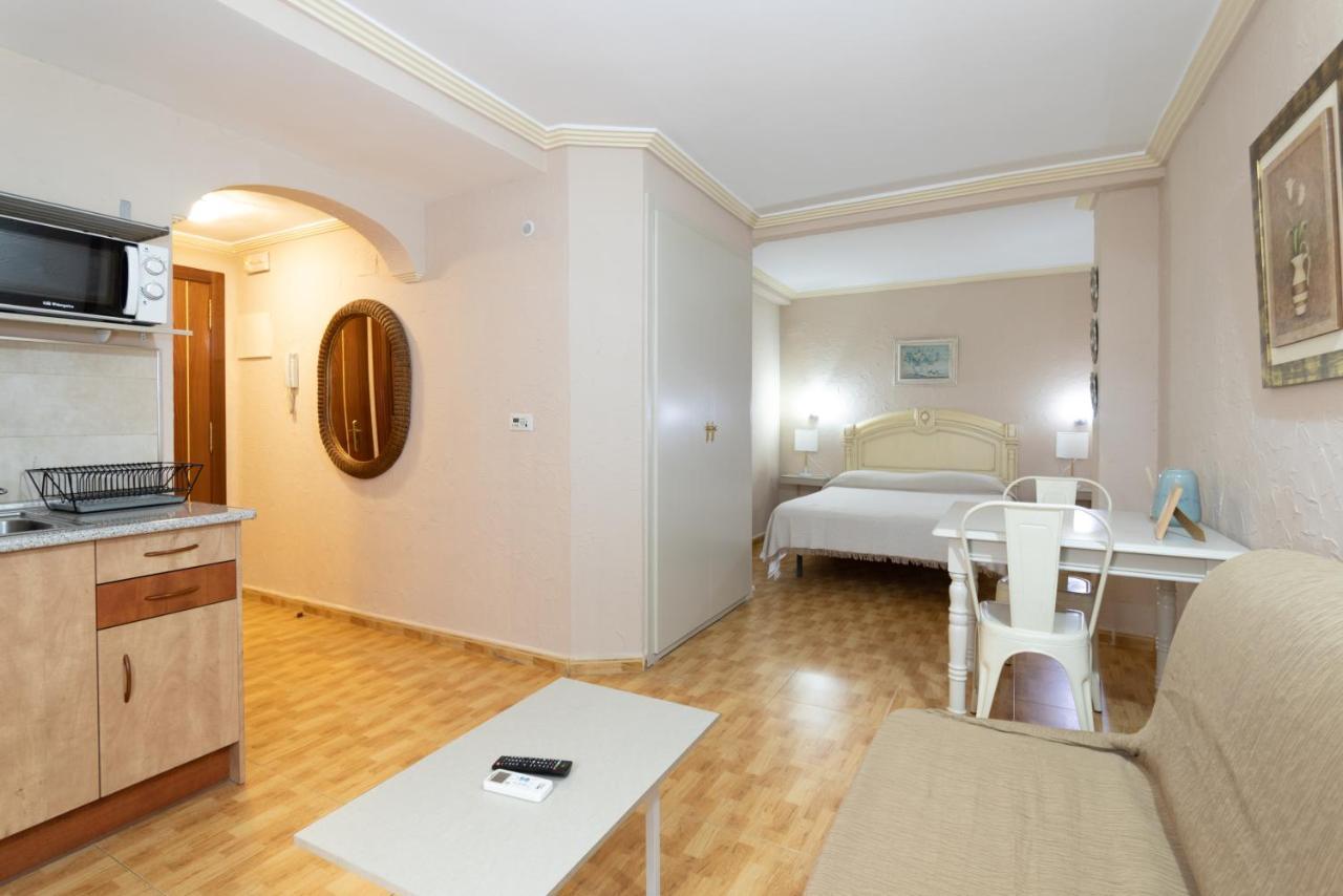 Studio without Balcony