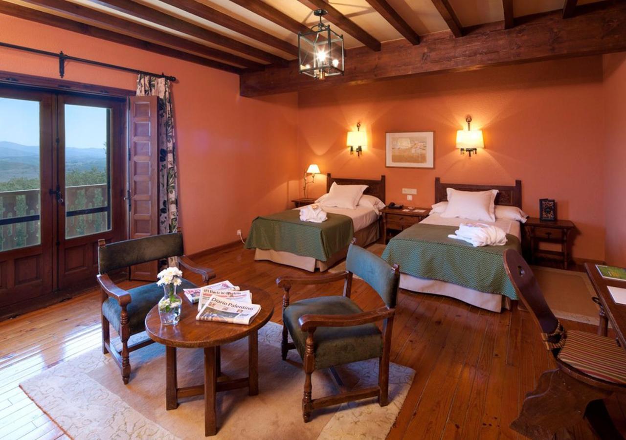 Habitación Estándar (2 adultos + 1 niño)