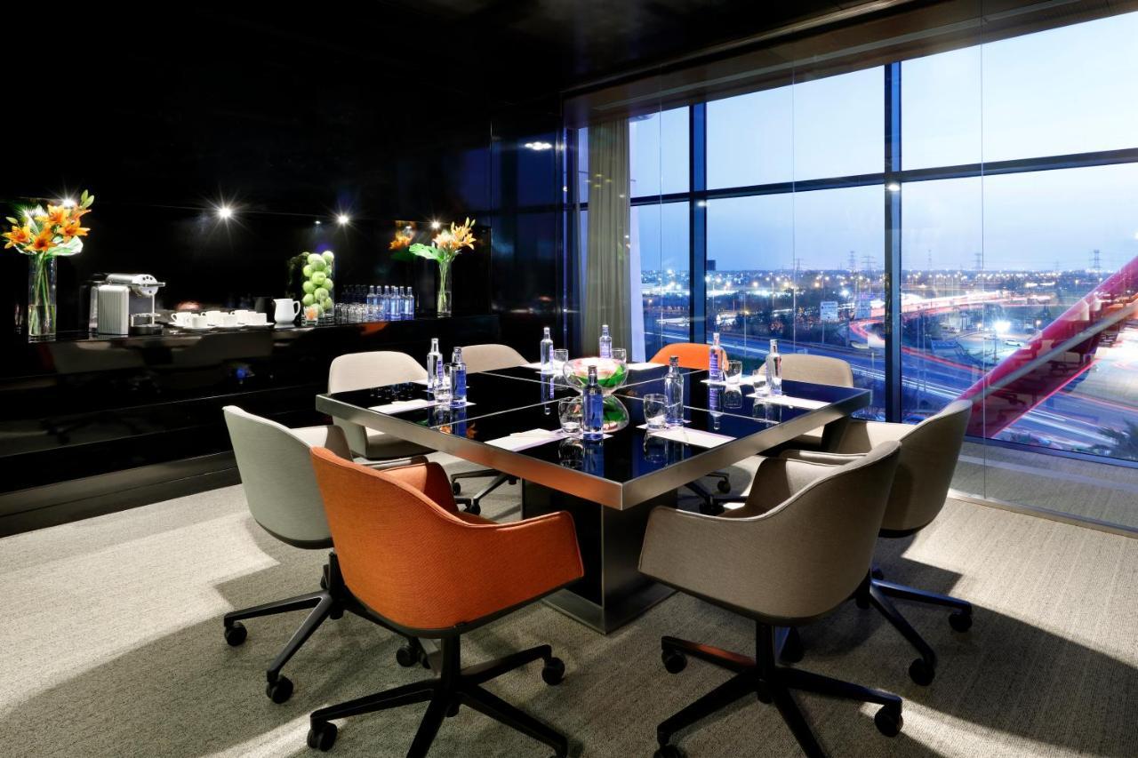 Deluxe Zimmer mit Kingsize-Bett und Panoramablick – obere Etage / Zugang zum Club