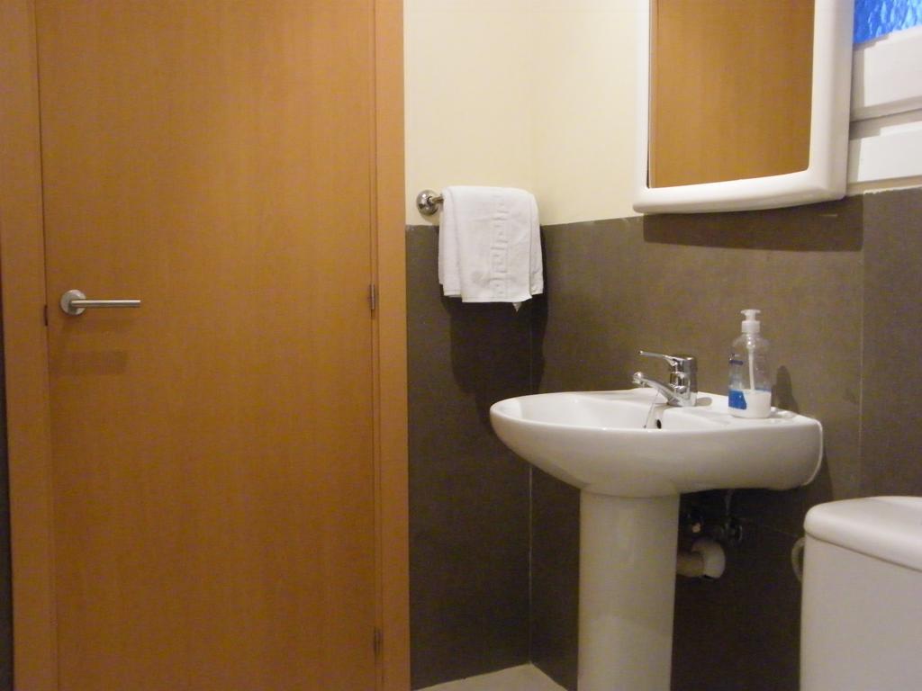 Habitación Triple con baño compartido