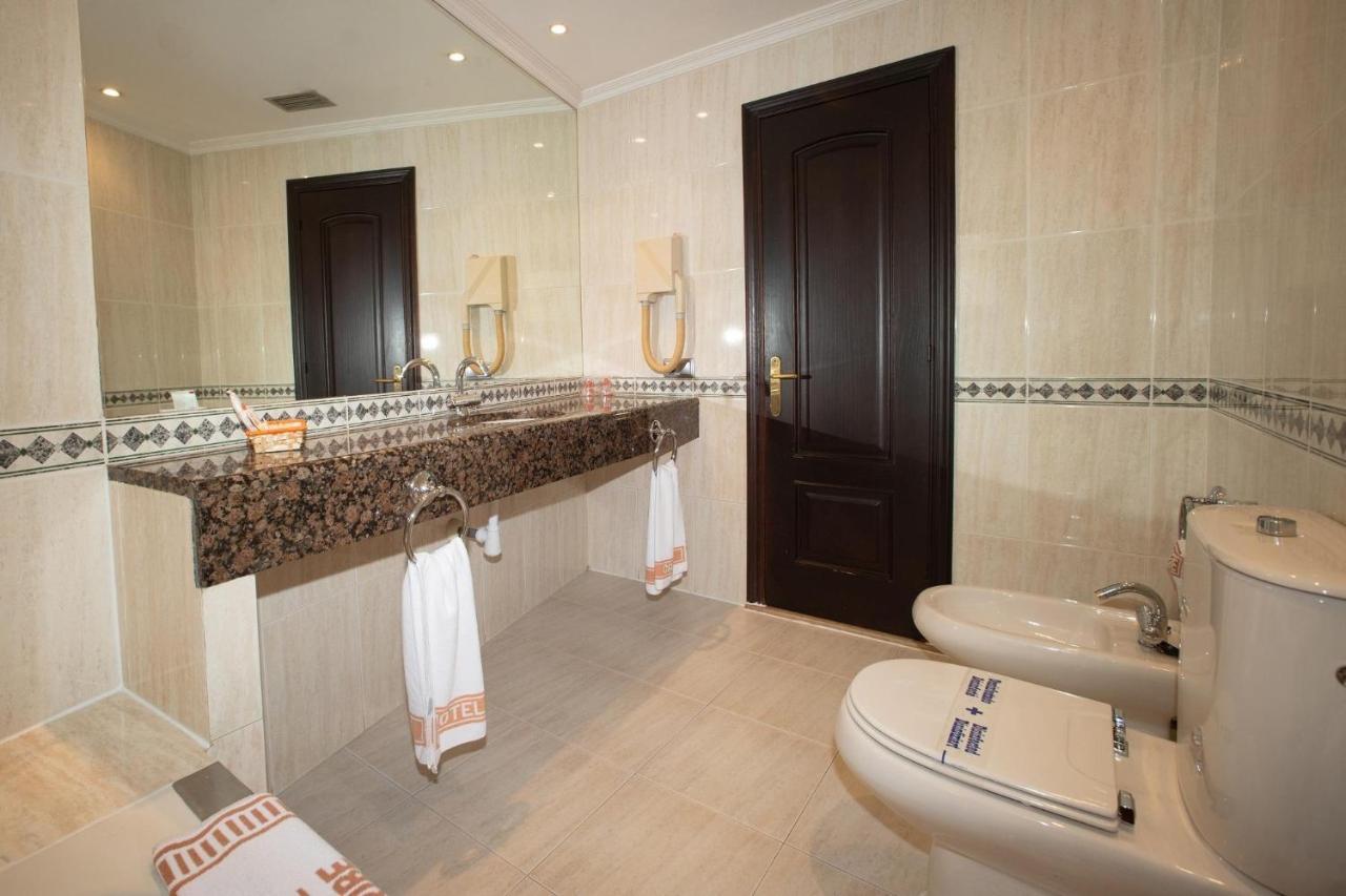 Habitación Doble con bañera de hidromasaje