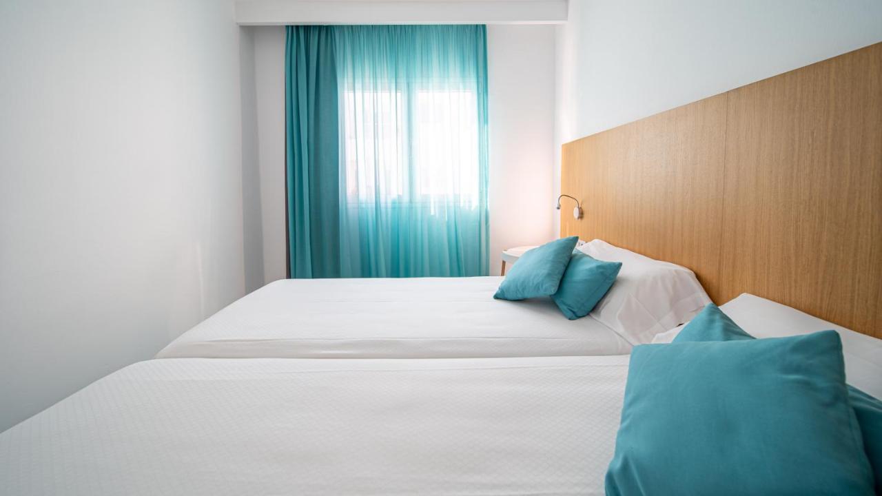 One-Bedroom Apartment,1156971609:JPEG