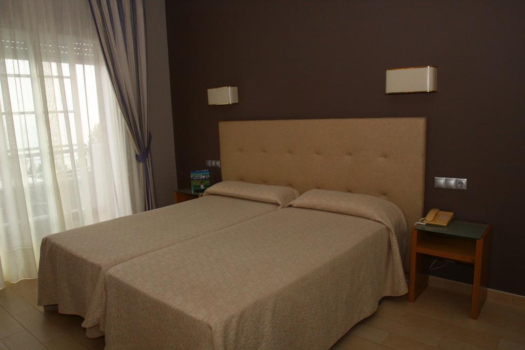 Double or Twin Room,323607763:JPEG