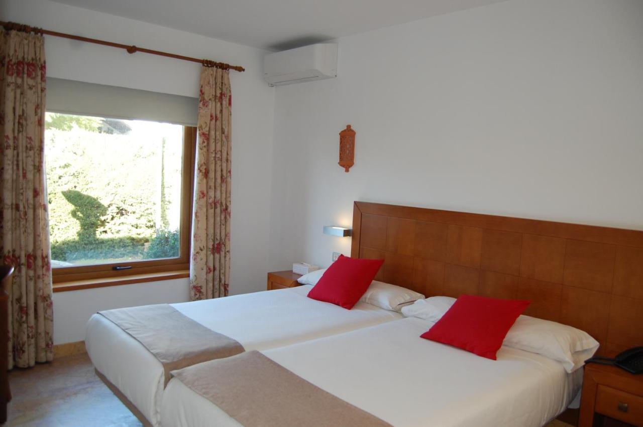 Triple Room with Parking