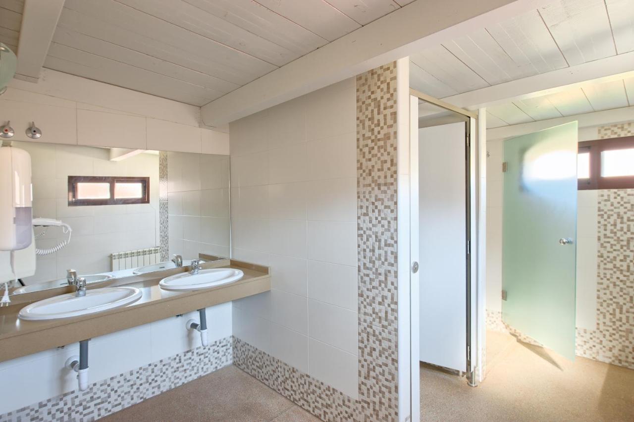 Habitación Estándar con baño compartido - 2 camas