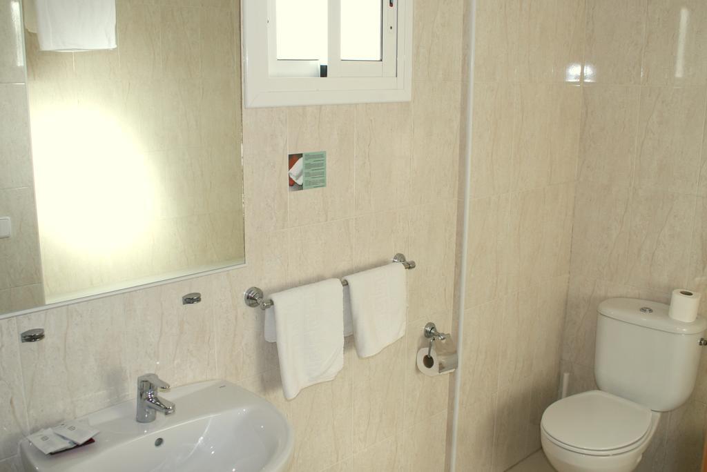 Habitación Cuádruple con balcón