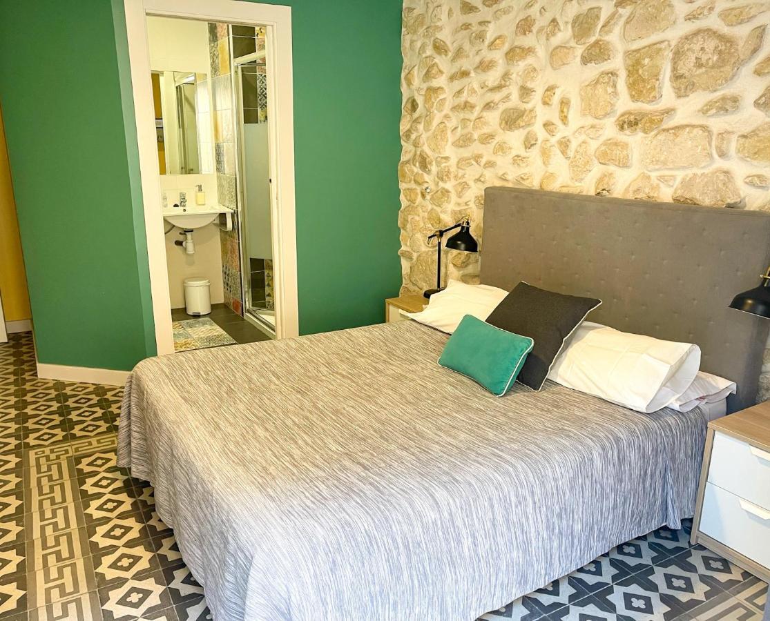 Double Room Private Bathroom