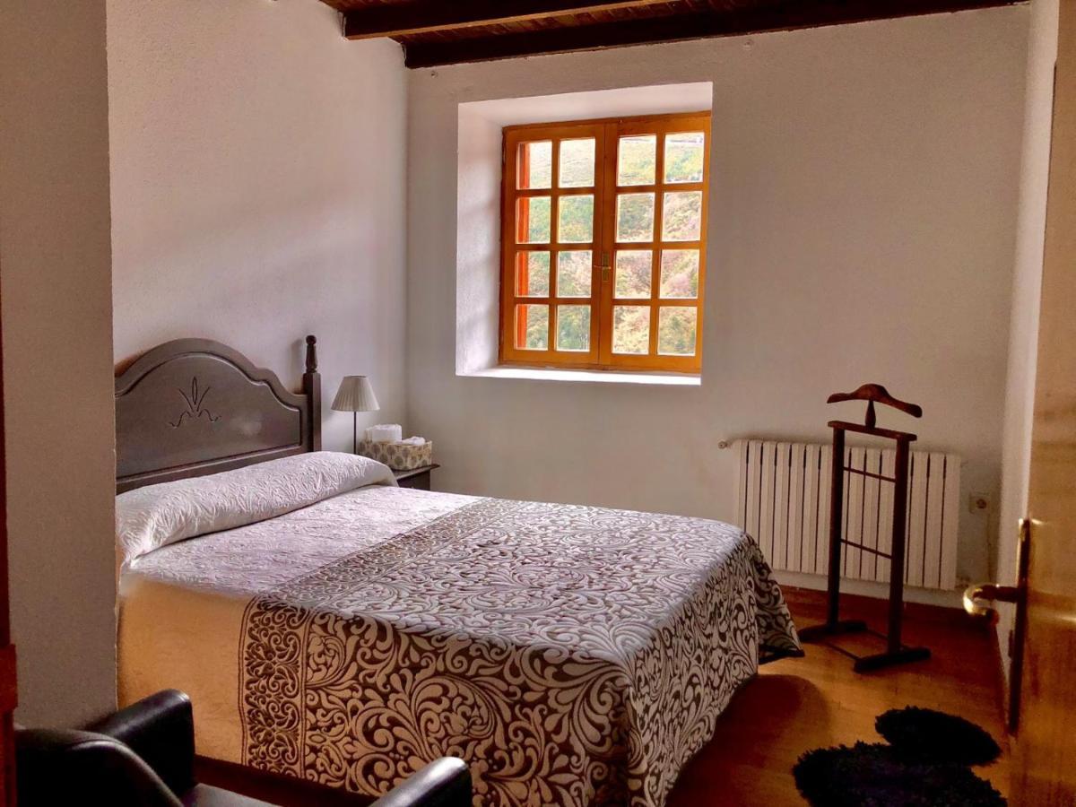 Habitación Doble con vistas a la montaña