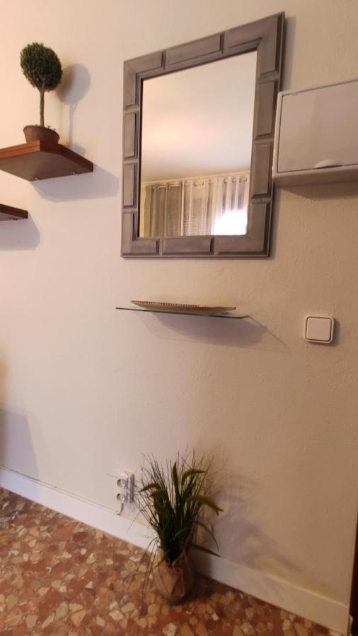Estudio con balcón