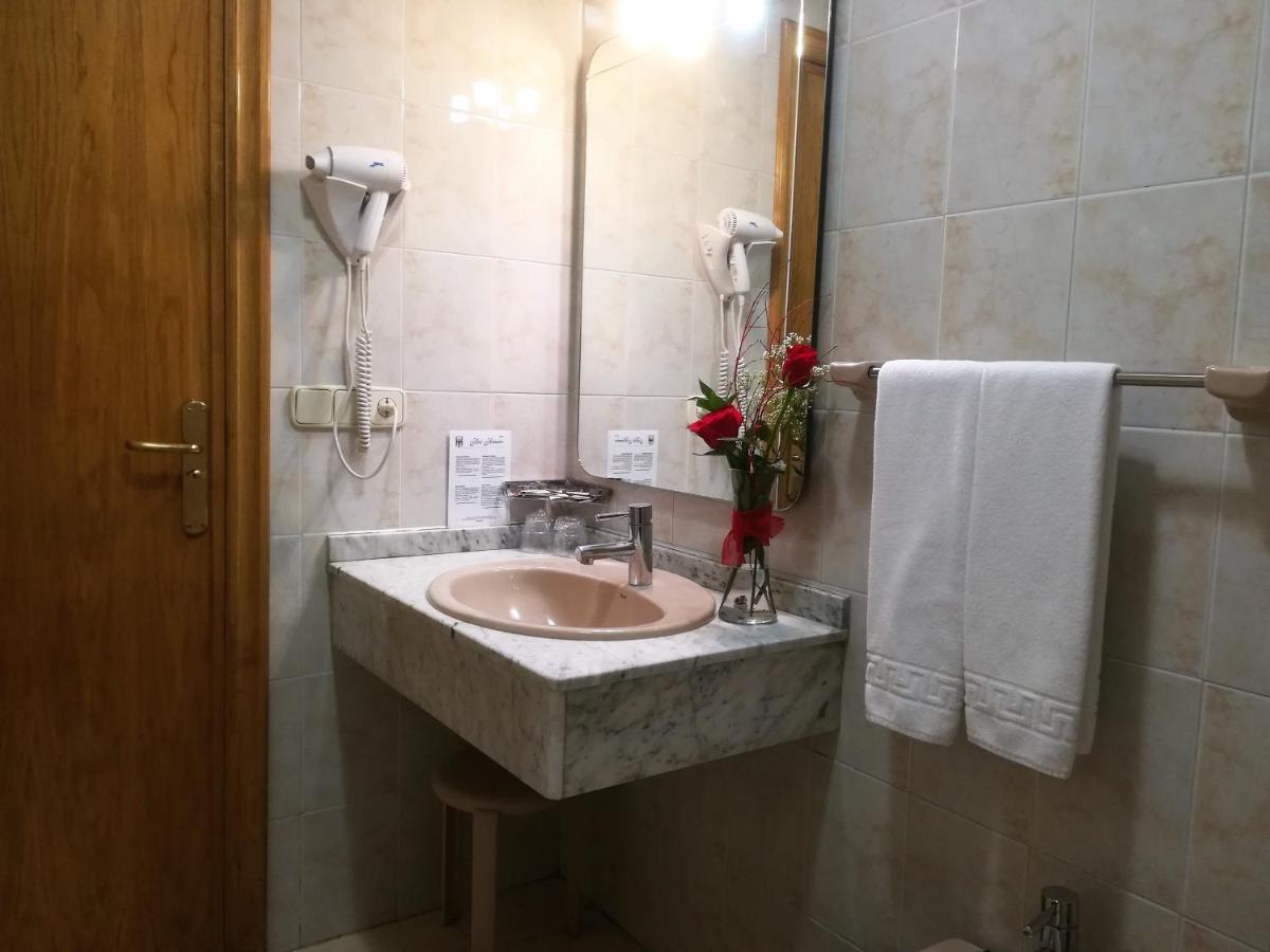 Triple Room (2 Adults + 1 Child)