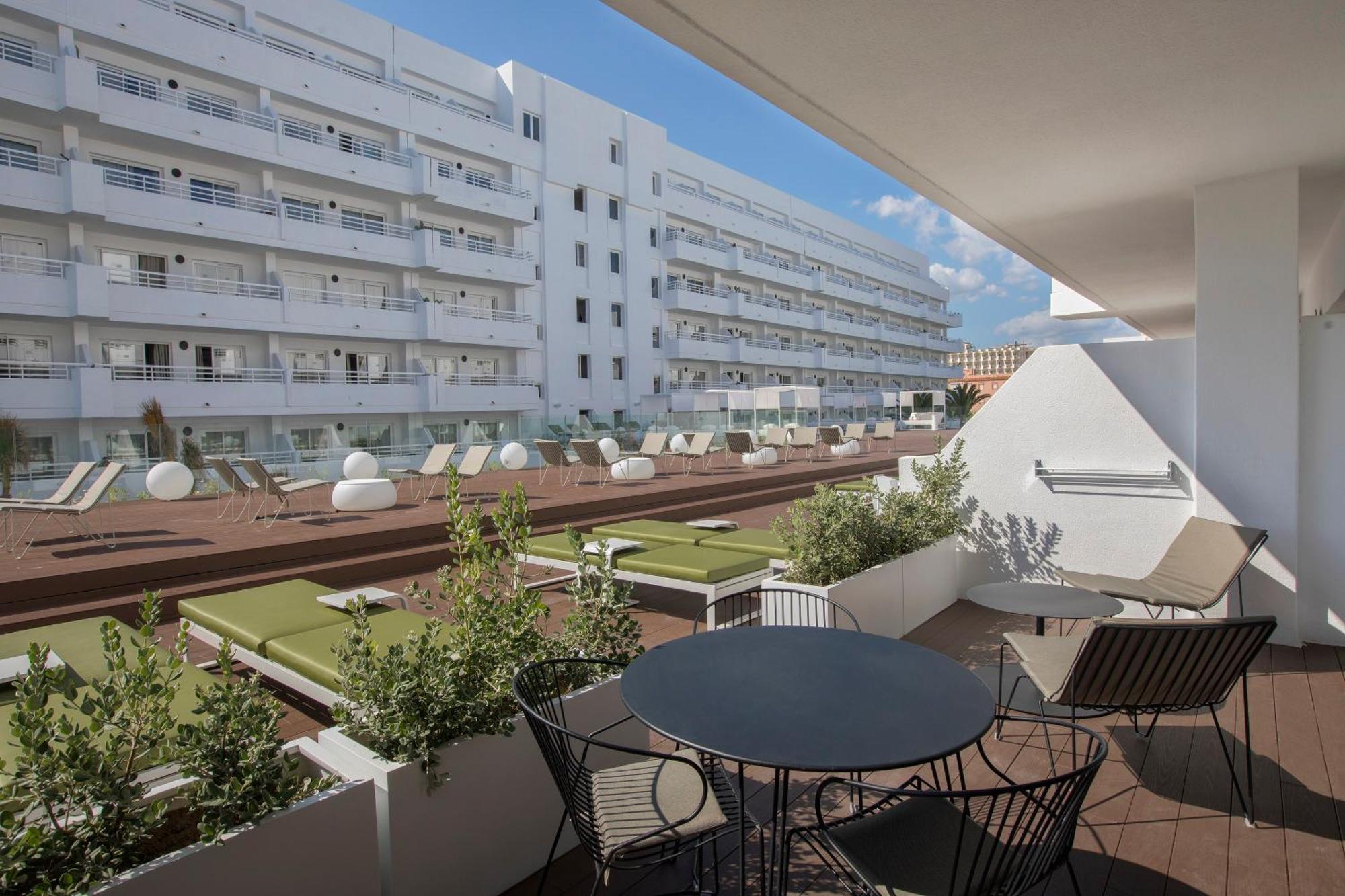 Premium Apartment