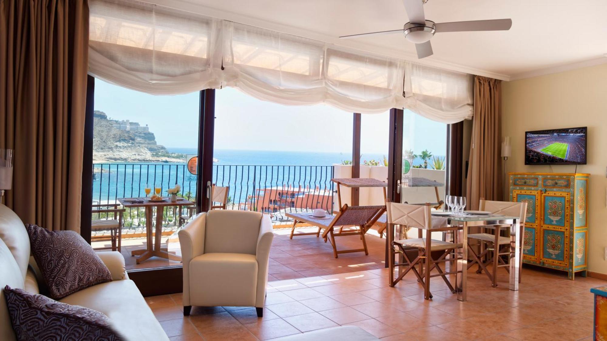 Apartment with Sea View