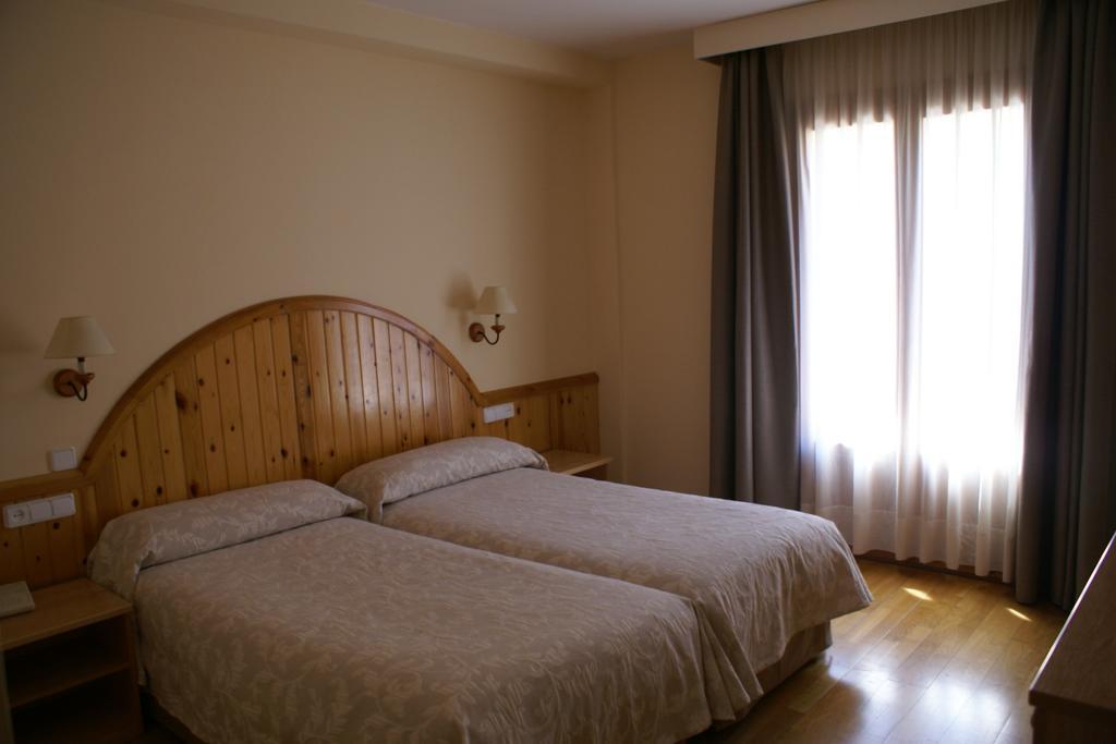 Habitación Triple (2 adultos + 1 niño)