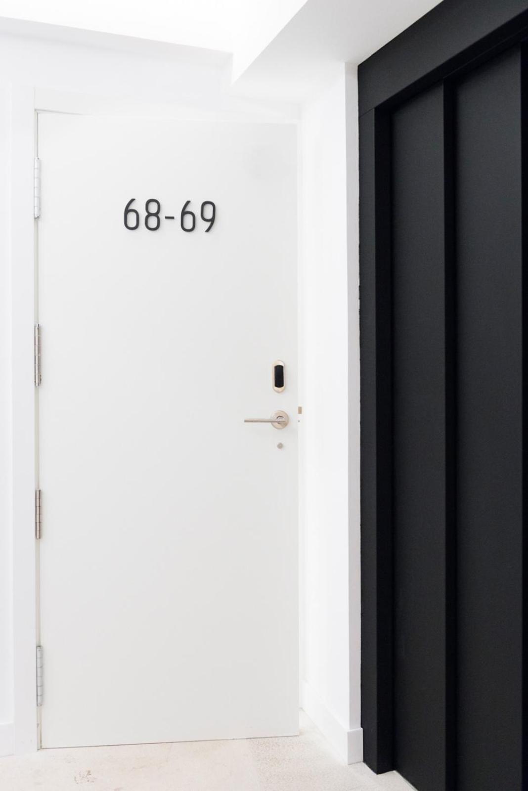 2 Doppelzimmer mit Verbindungstür