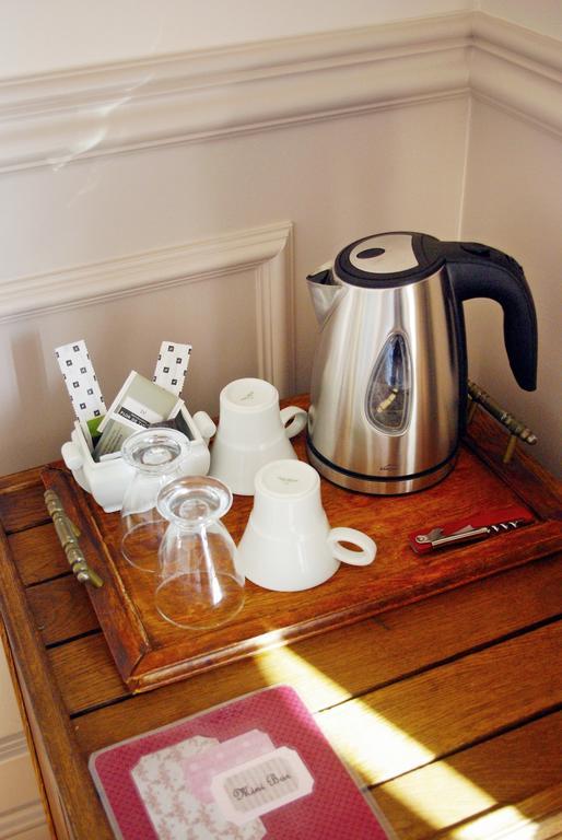 Habitación Doble Deluxe con vistas al jardín y al mar