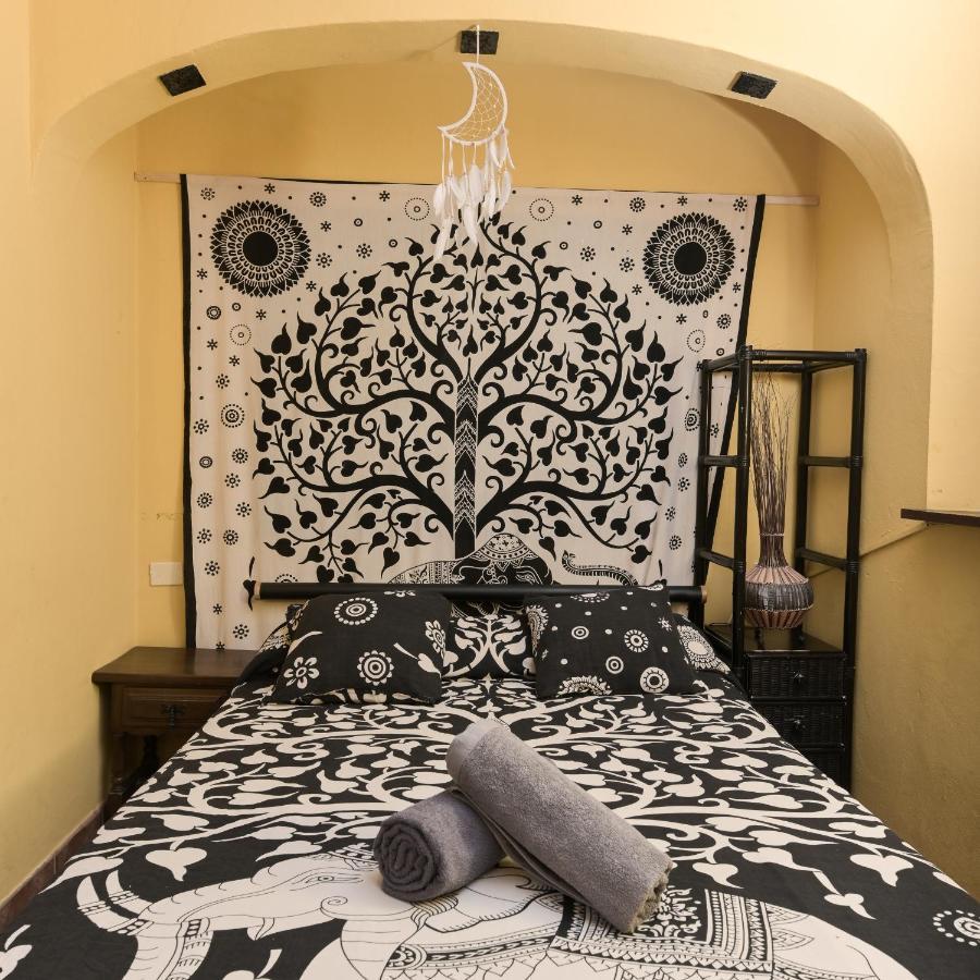 Double Room,1584520993:JPEG
