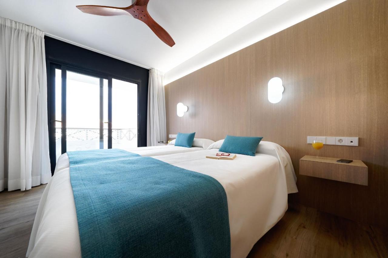Apartment mit 2 Schlafzimmern und Poolblick