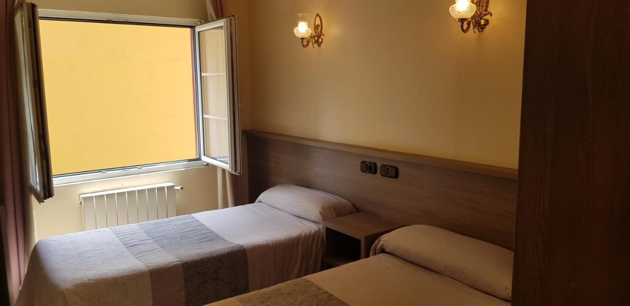 Small Twin Room