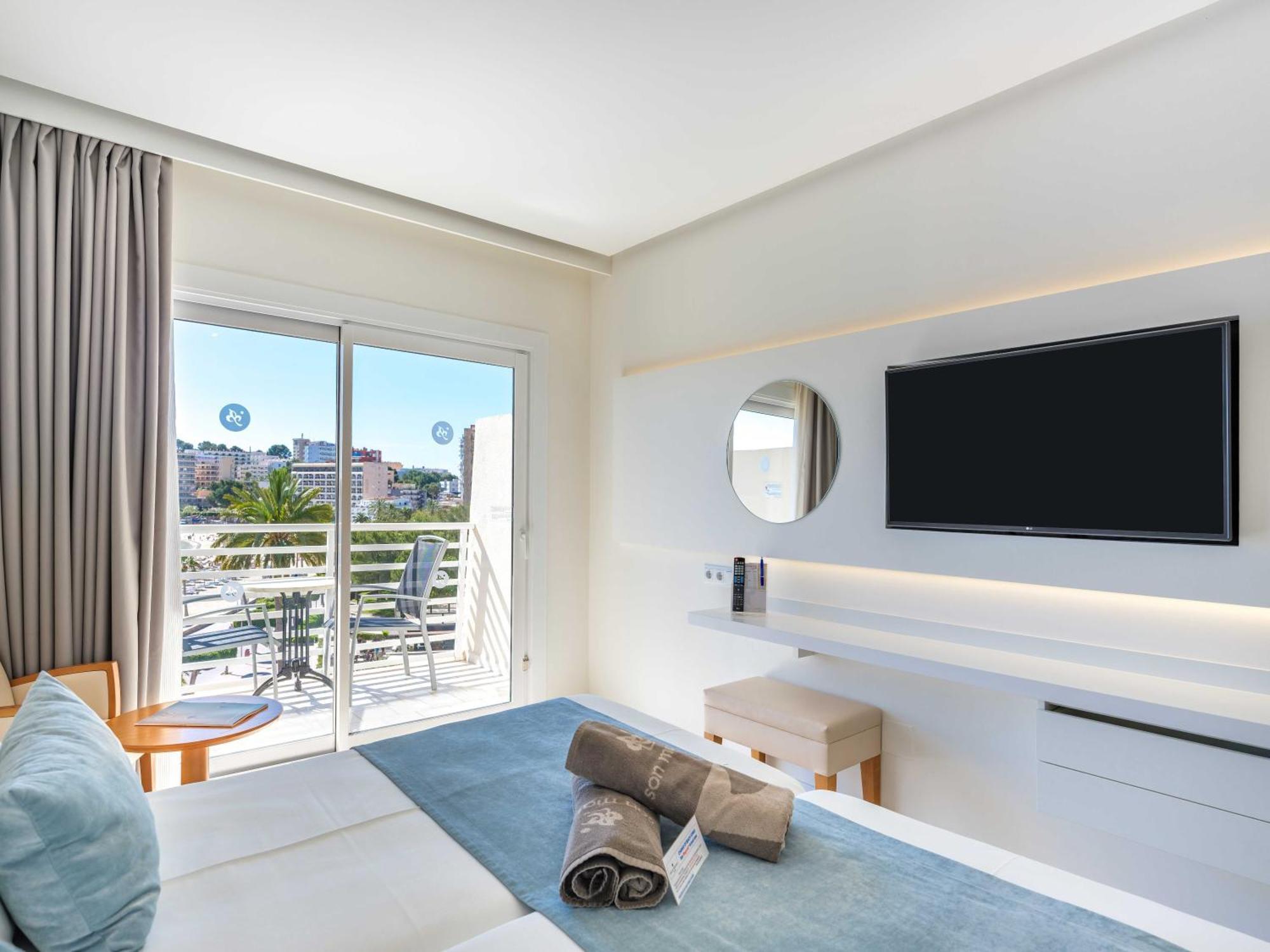 Twin Room Sea View