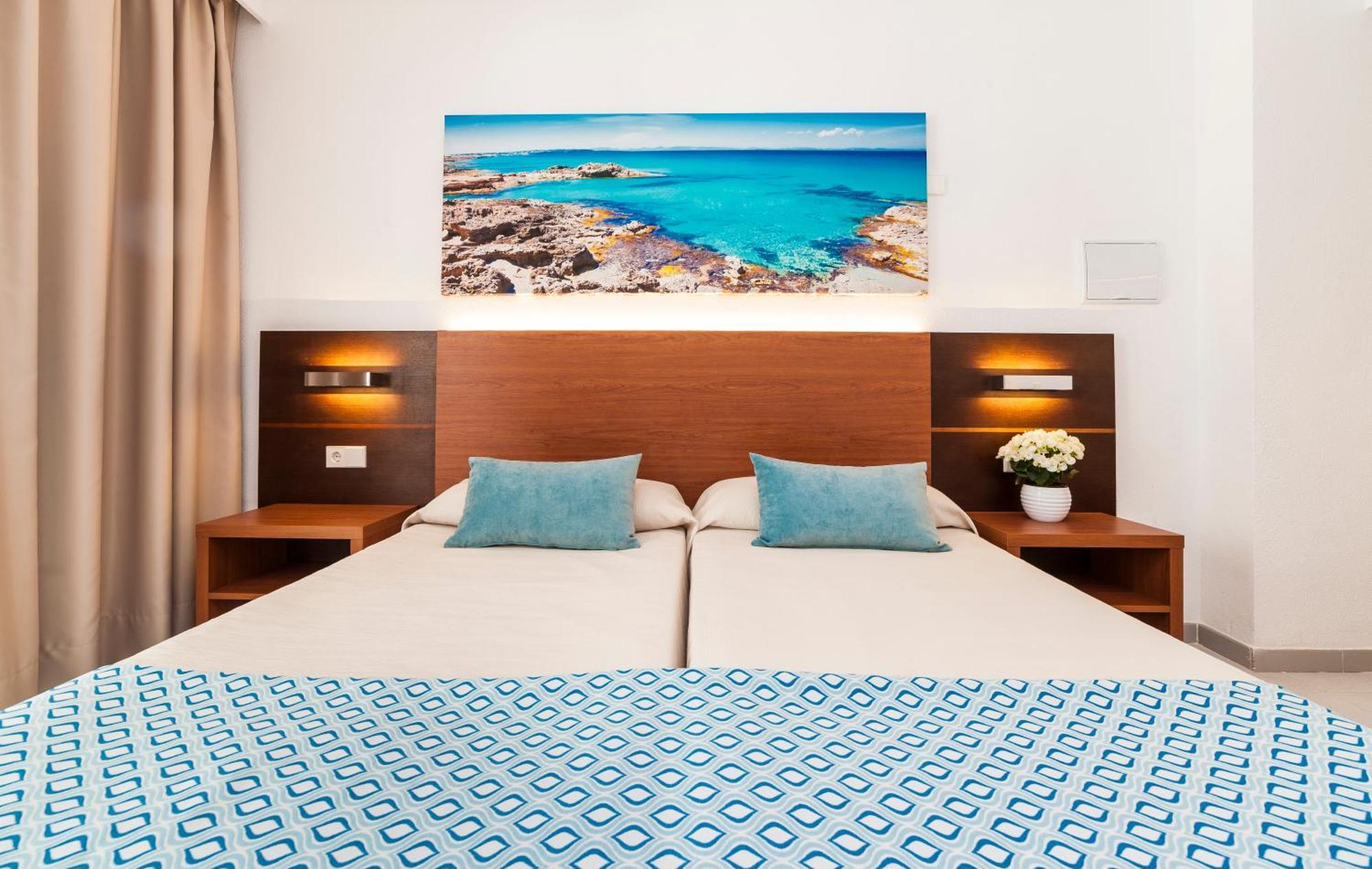 Standard Double Room,1272350554:JPEG