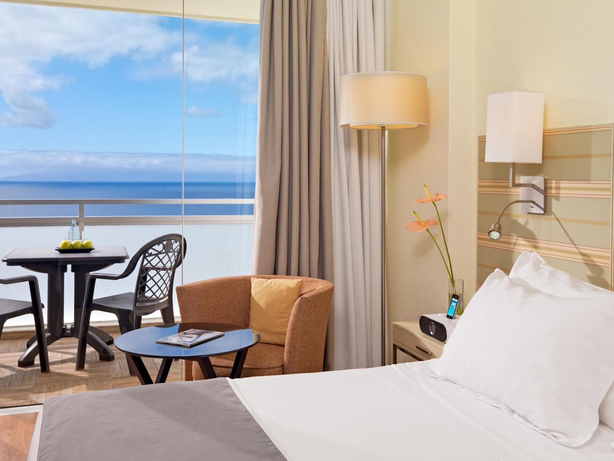 Superior Double or Twin Room Sea View