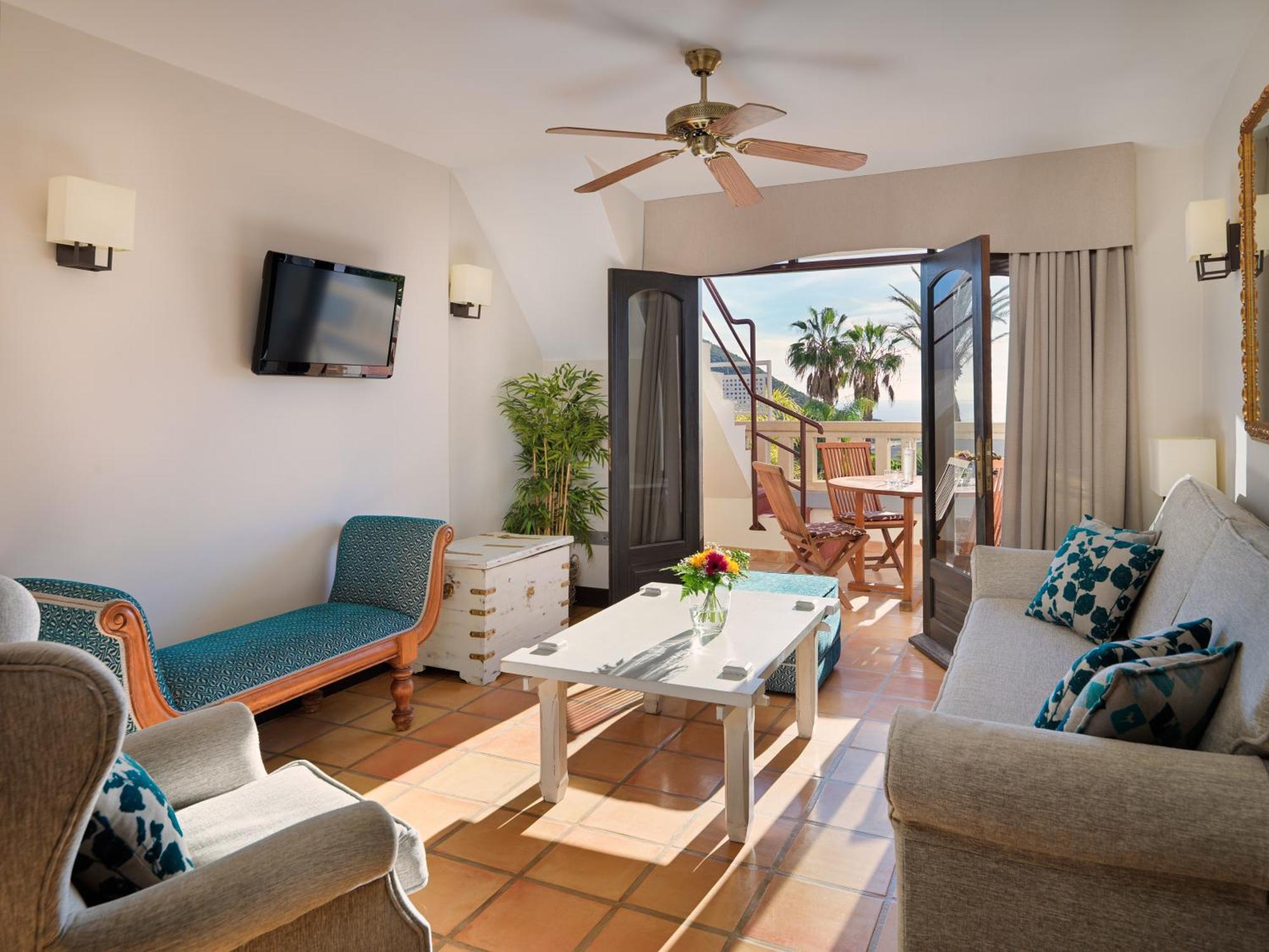 One-Bedroom Apartment Suite