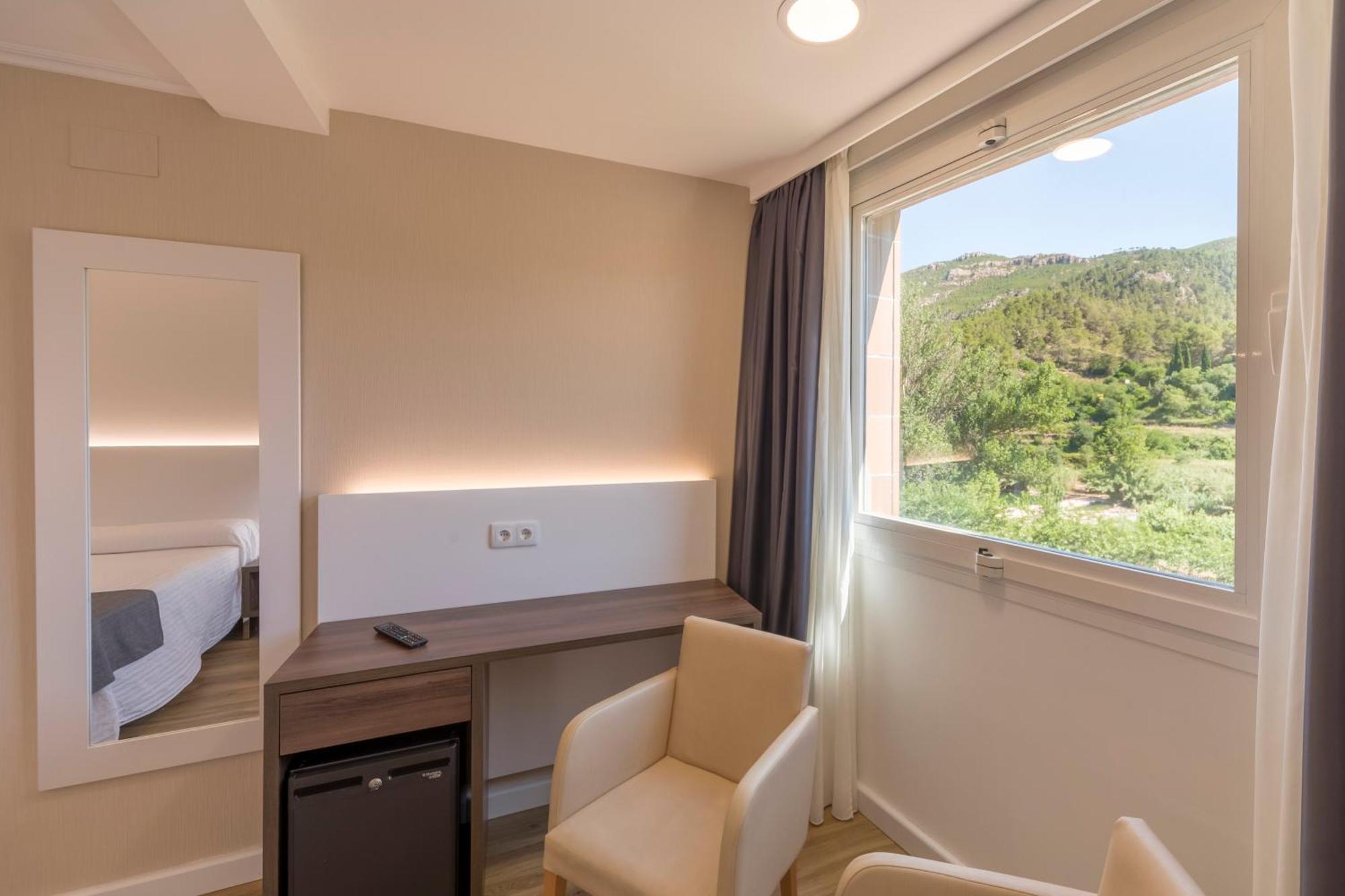 Double or Twin Room River View