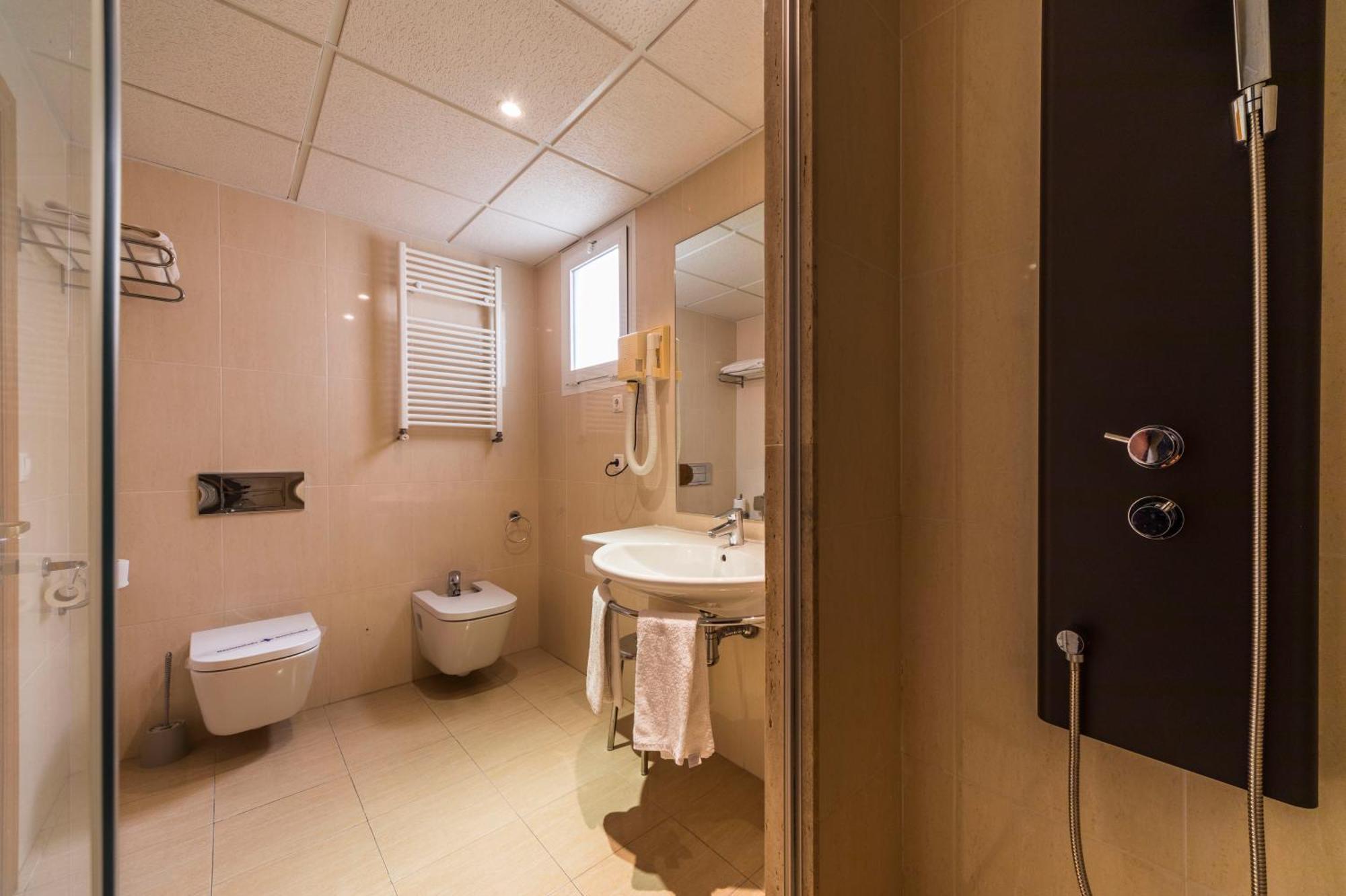Premium Double or Twin Room River View