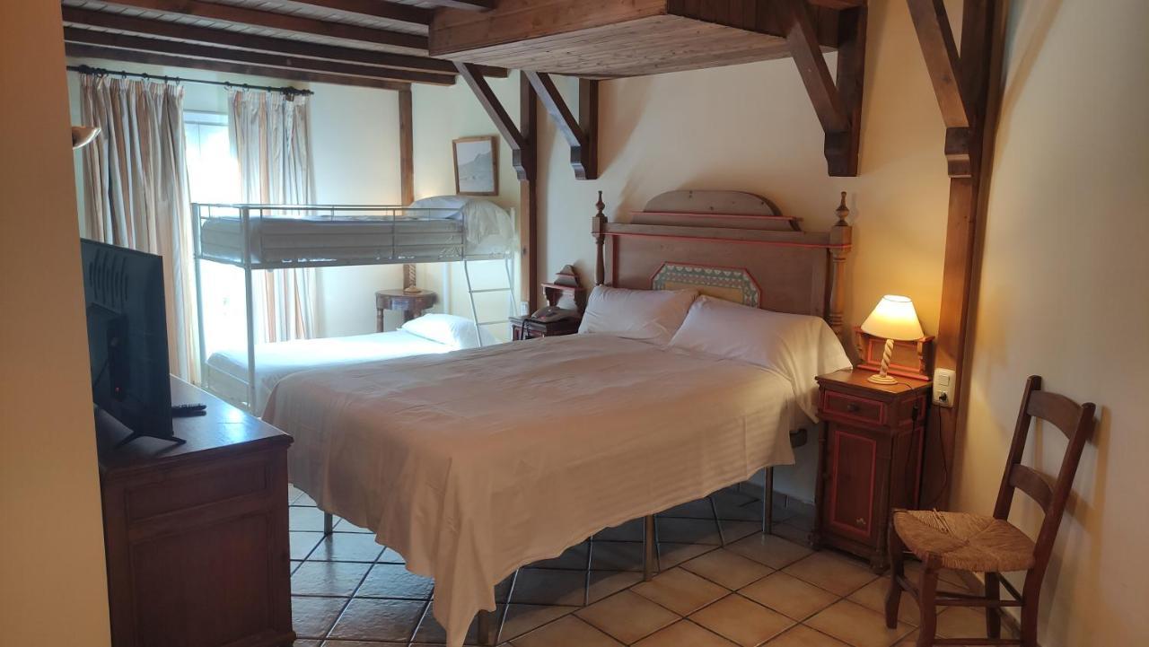 Quarto Quádruplo Standard