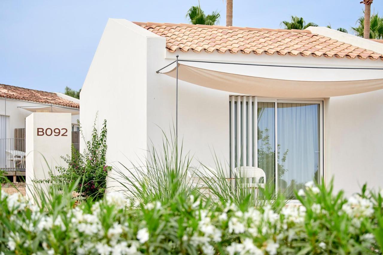 Bungalow Garden View