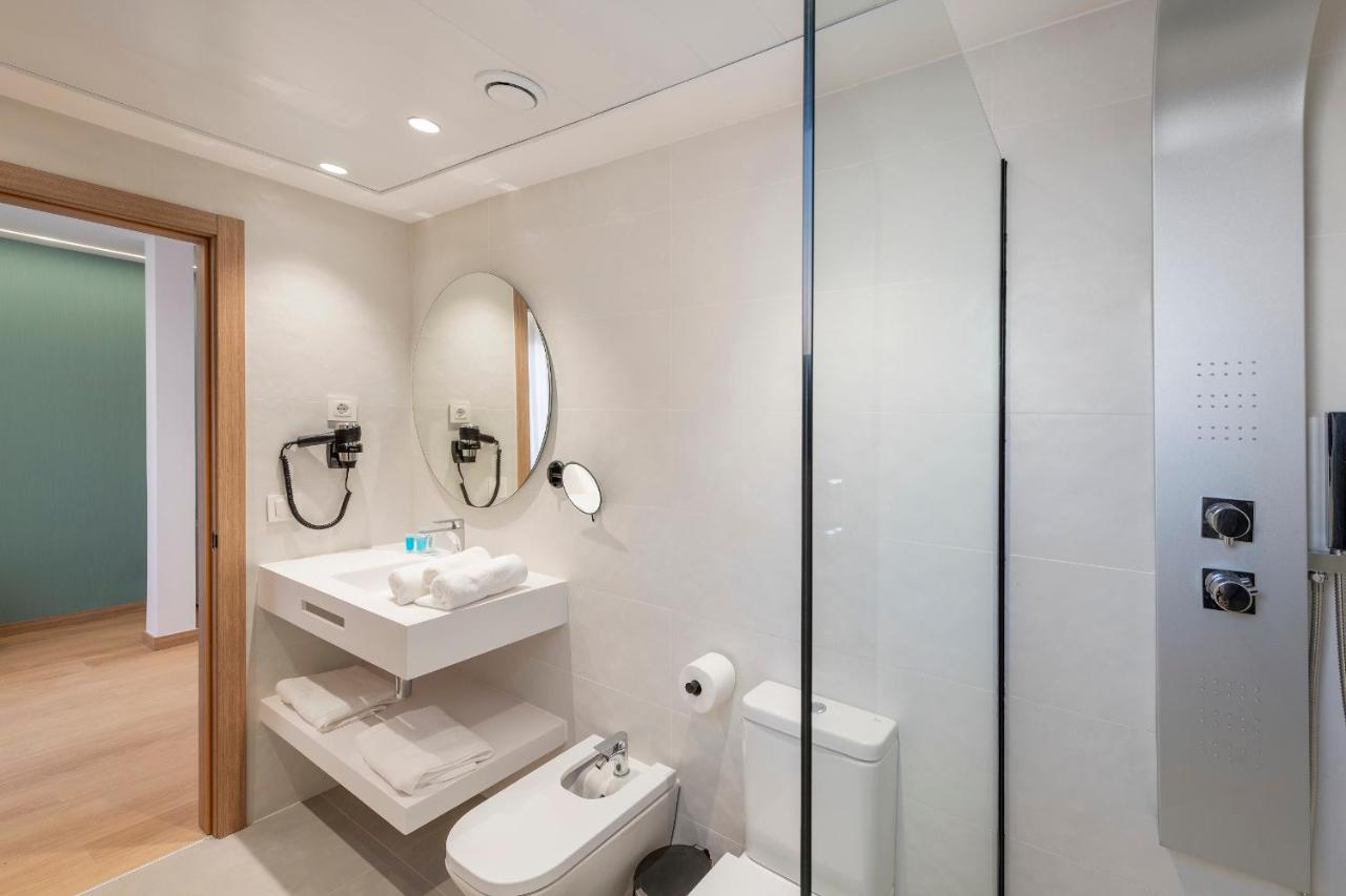 Standard ApartmentNo access to the pool or rooftop