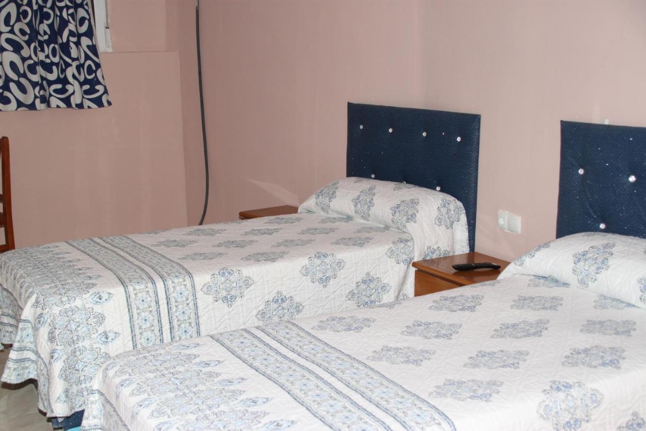 Standard Double Room with Shared Bathroom