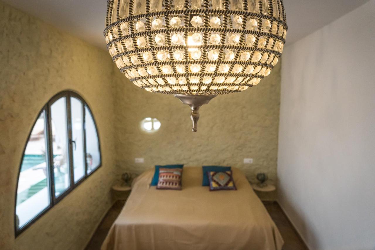Habitación Doble Deluxe con vistas a la piscina - 1 o 2 camas