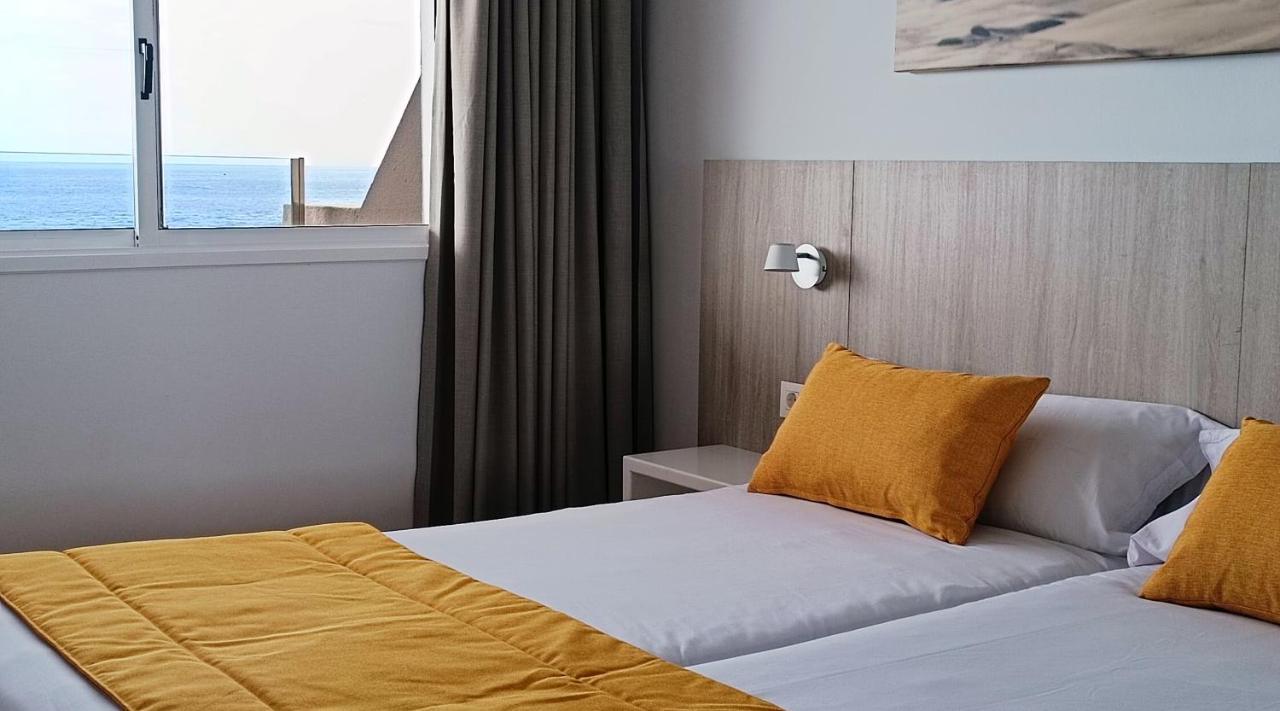 One-Bedroom Apartment Sea View