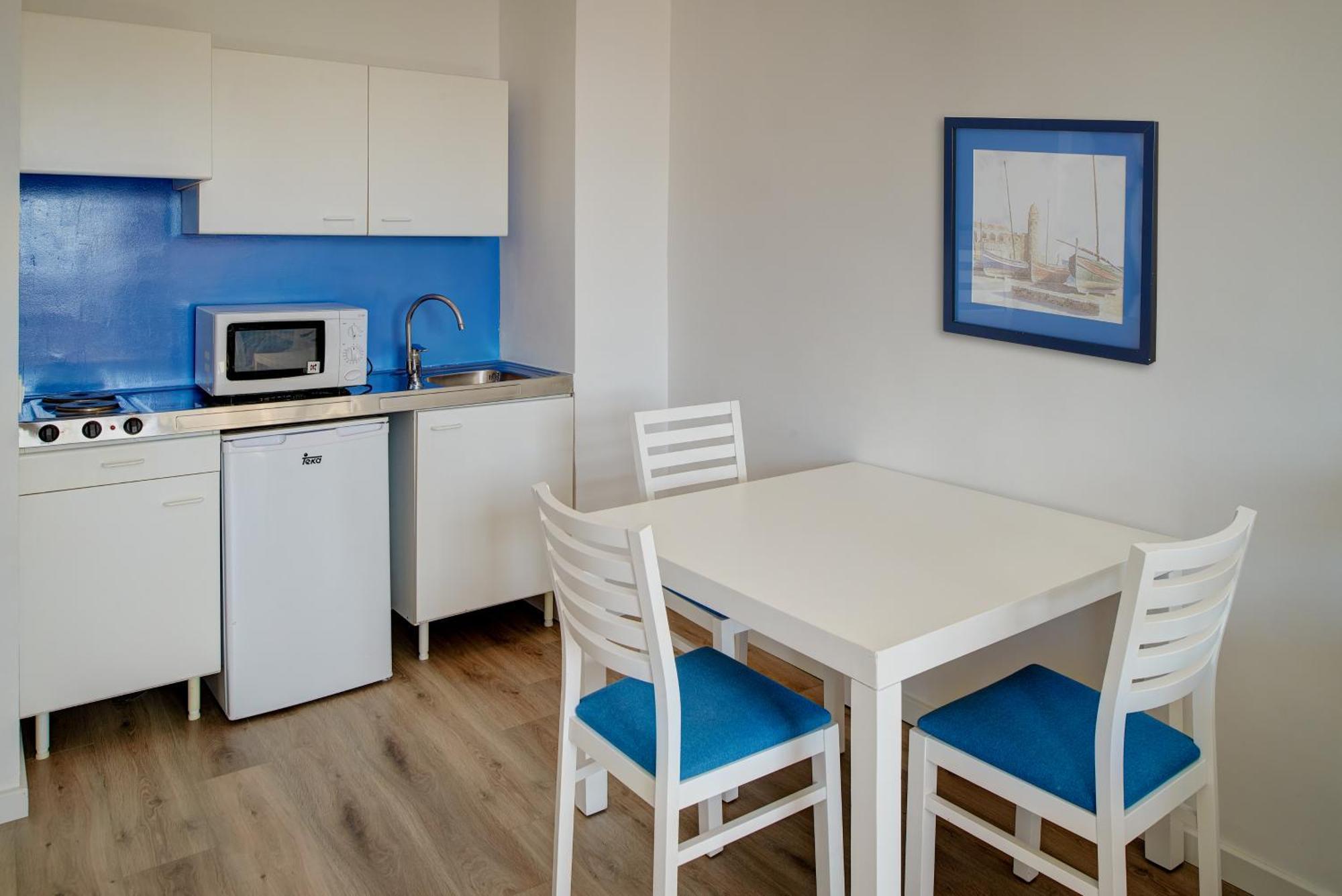 Basic One-Bedroom Apartment