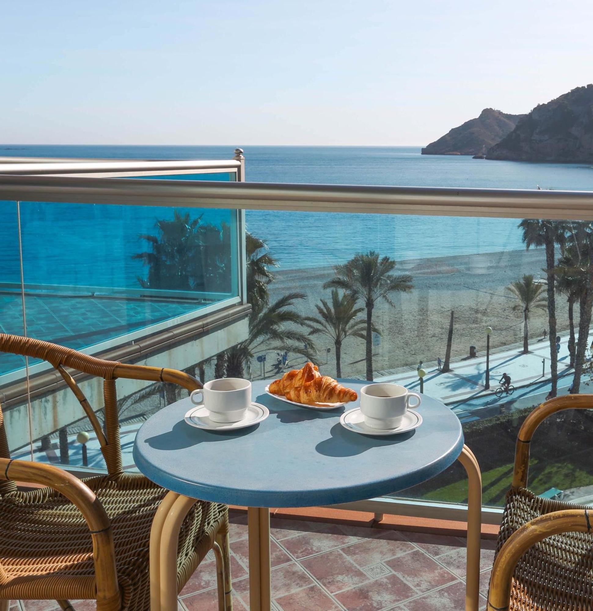 Double or Twin Room Side Sea View