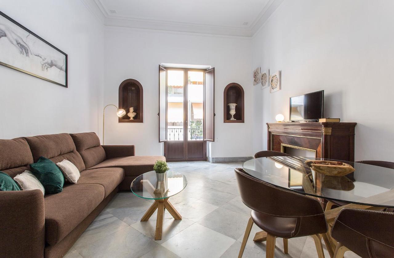 One-Bedroom Apartment,1307725402:JPEG