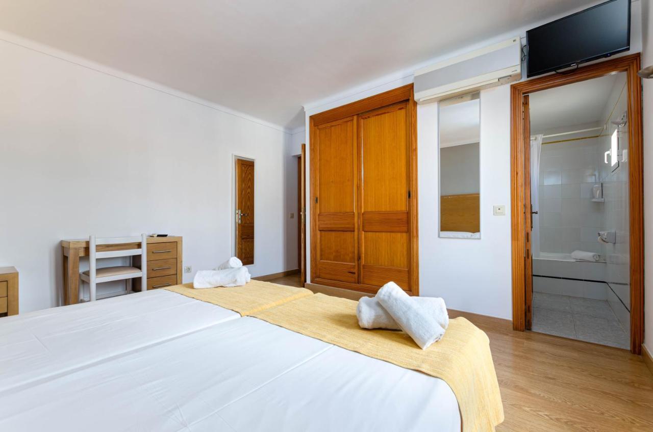 Doppelzimmer mit Balkon