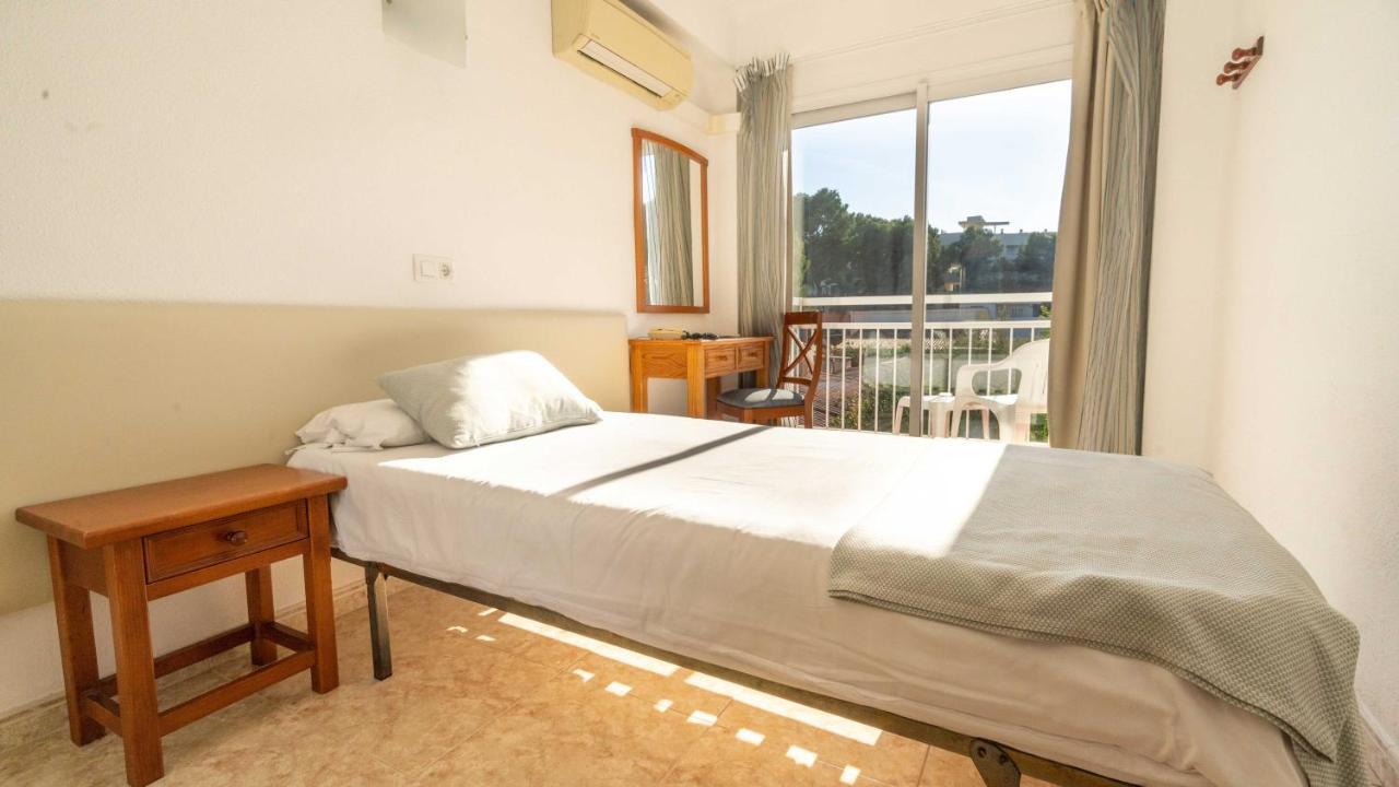 Einzelzimmer mit Balkon