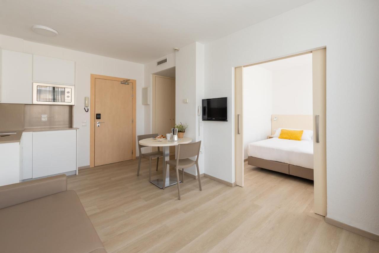 Superior Apartment,1341823679:JPEG
