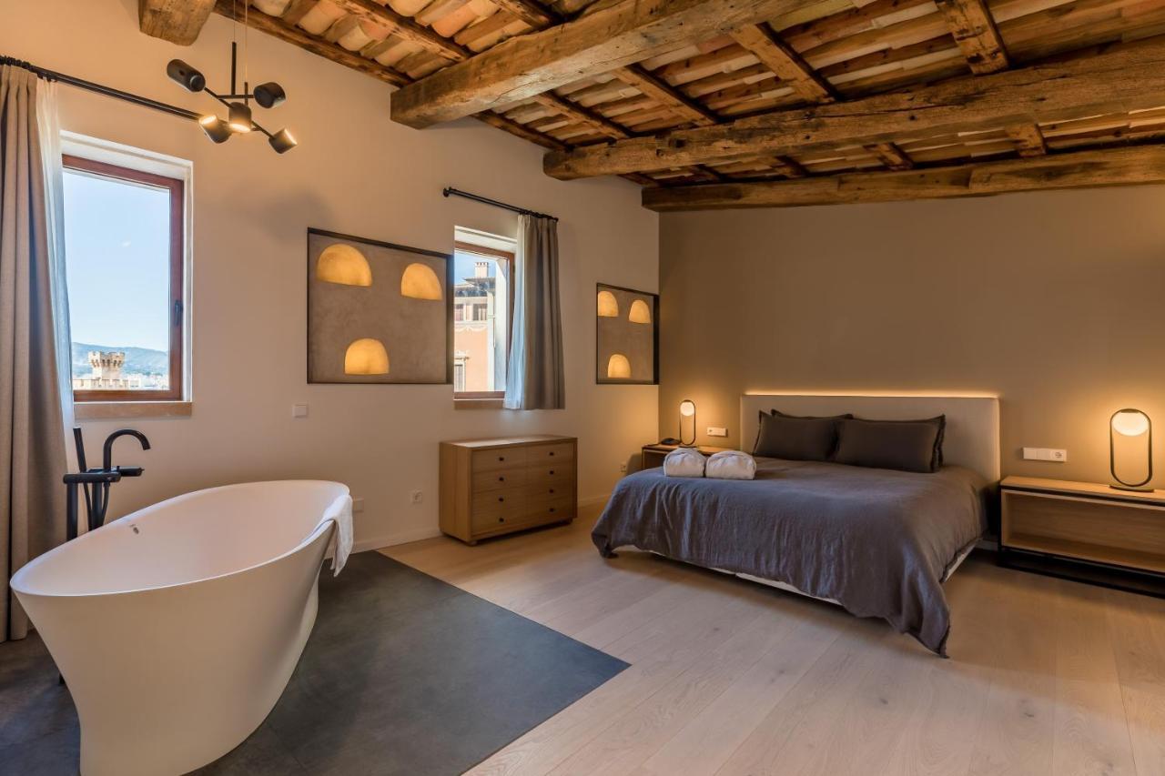 Suite with Spa Bath