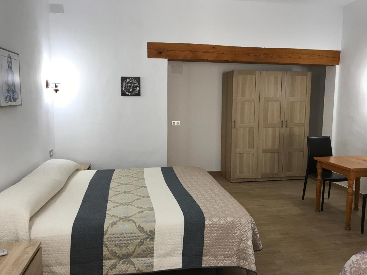 Deluxe Double or Twin Room Mountain View