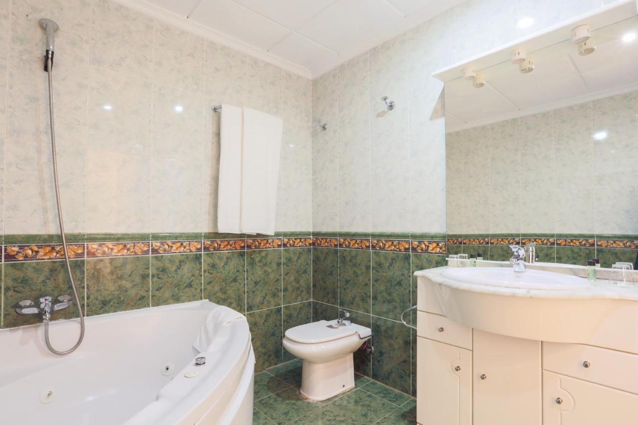 Superior Double Room Jacuzzi
