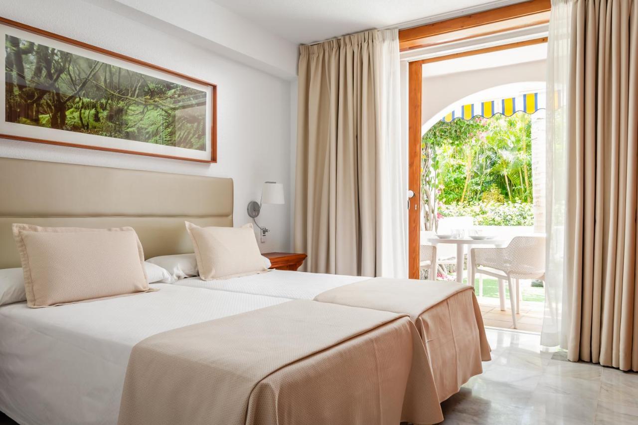 One-Bedroom Superior Apartment Garden Access
